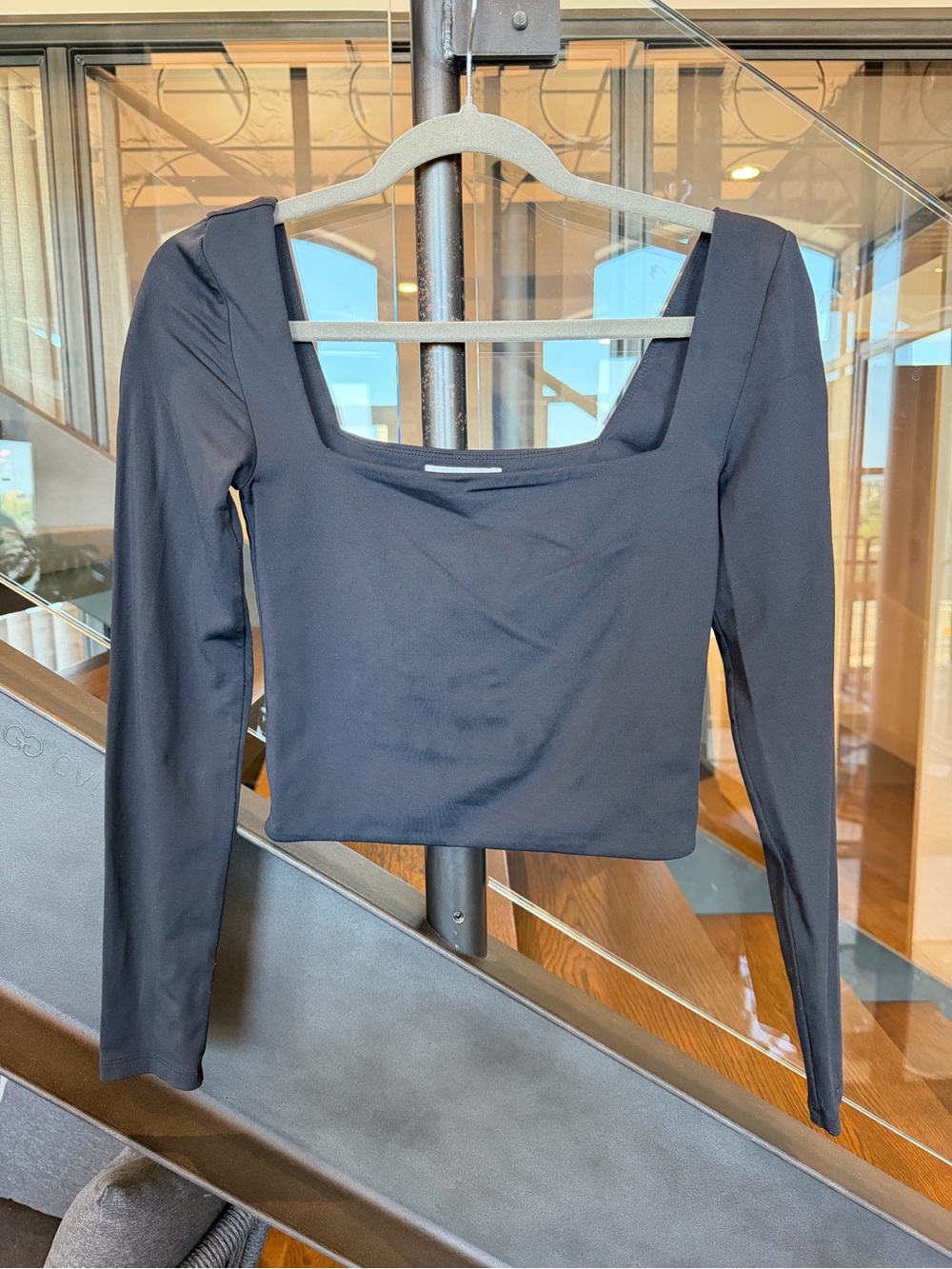 Aritzia Babaton Contour Black Long-Sleeve Square-Neck Crop Top